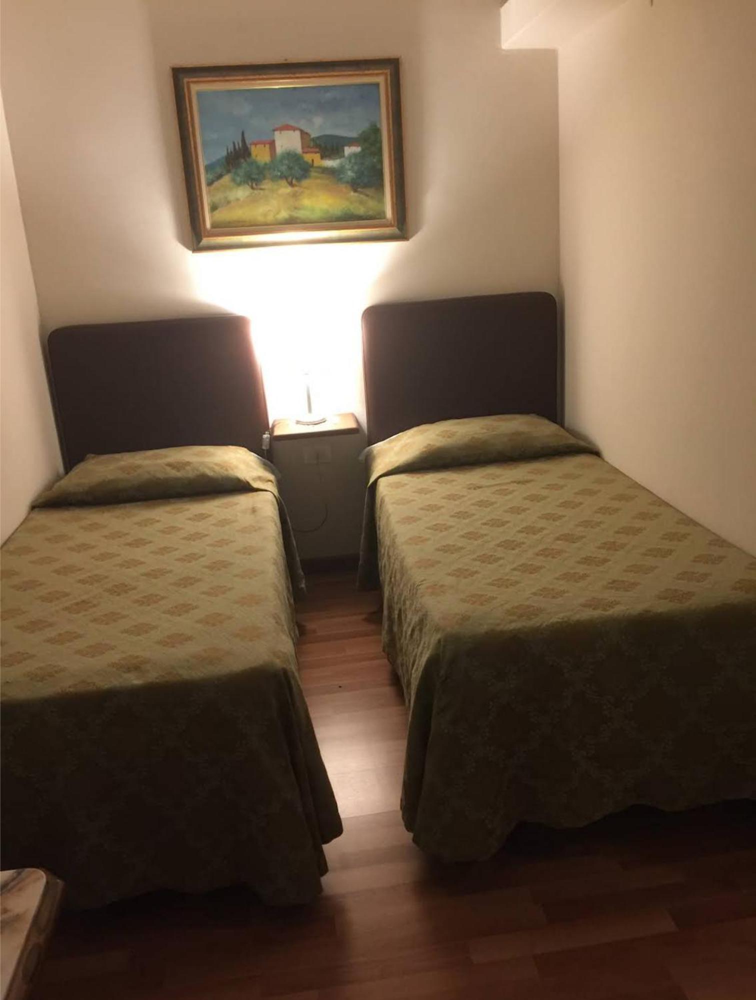 Hotel Lago Verde 세라발레 피스토이에세 외부 사진