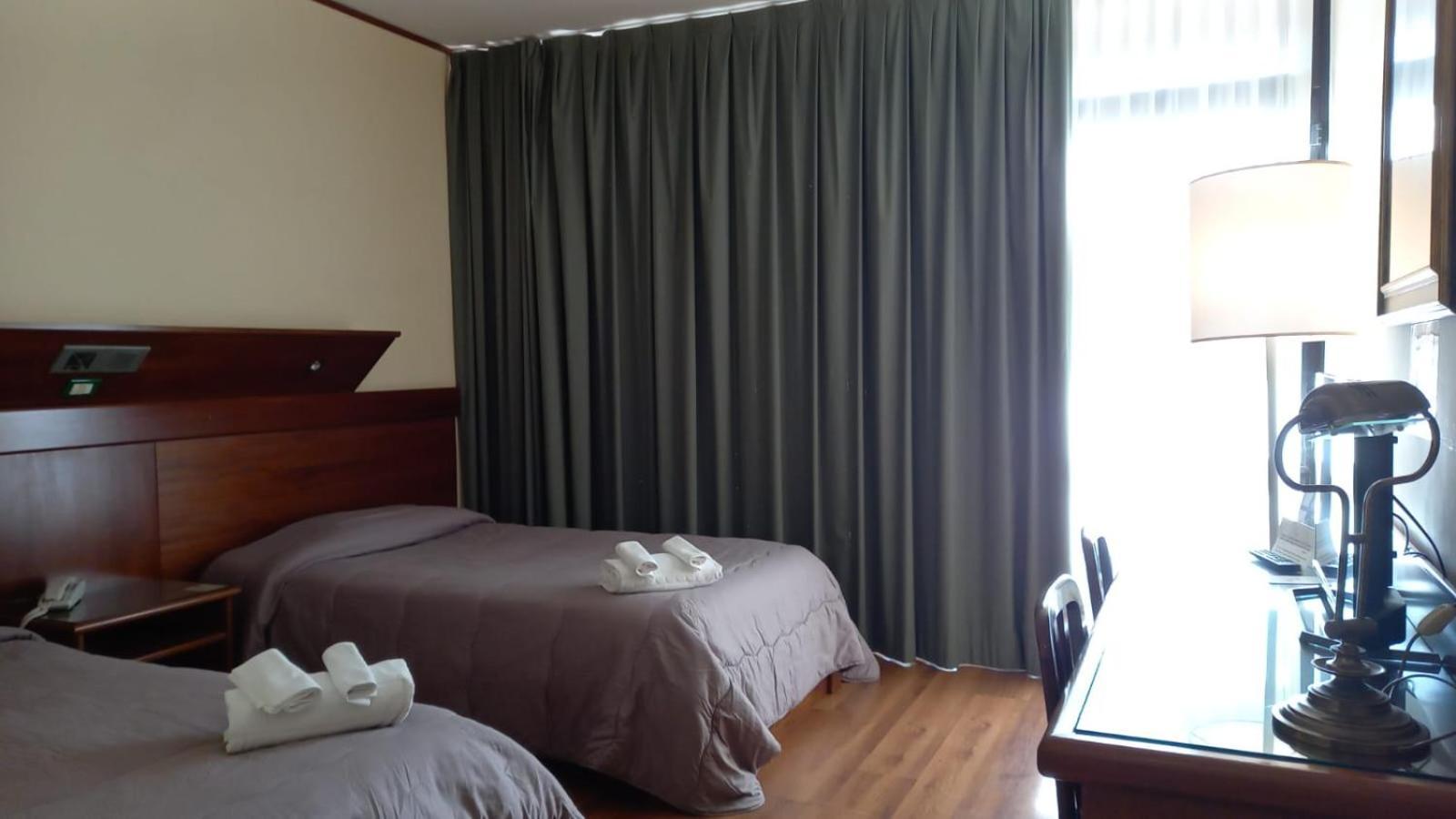Hotel Lago Verde 세라발레 피스토이에세 외부 사진