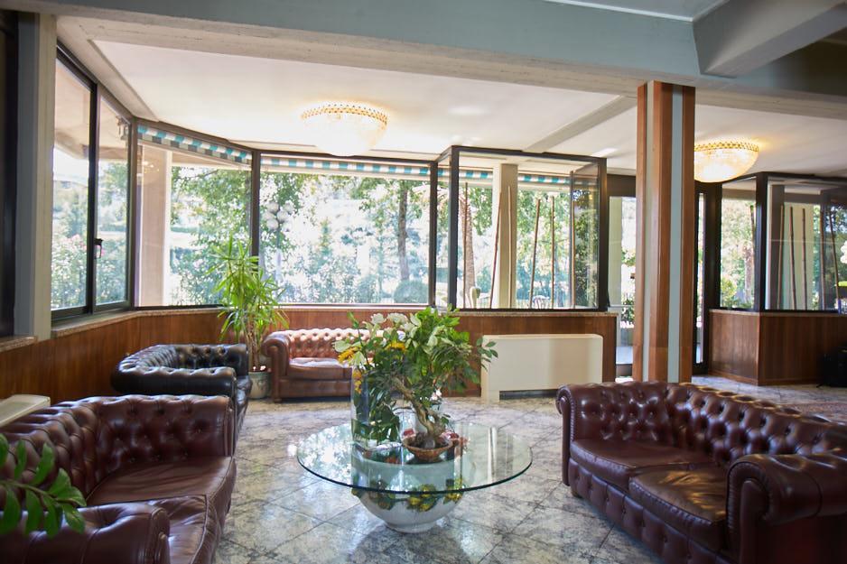 Hotel Lago Verde 세라발레 피스토이에세 외부 사진