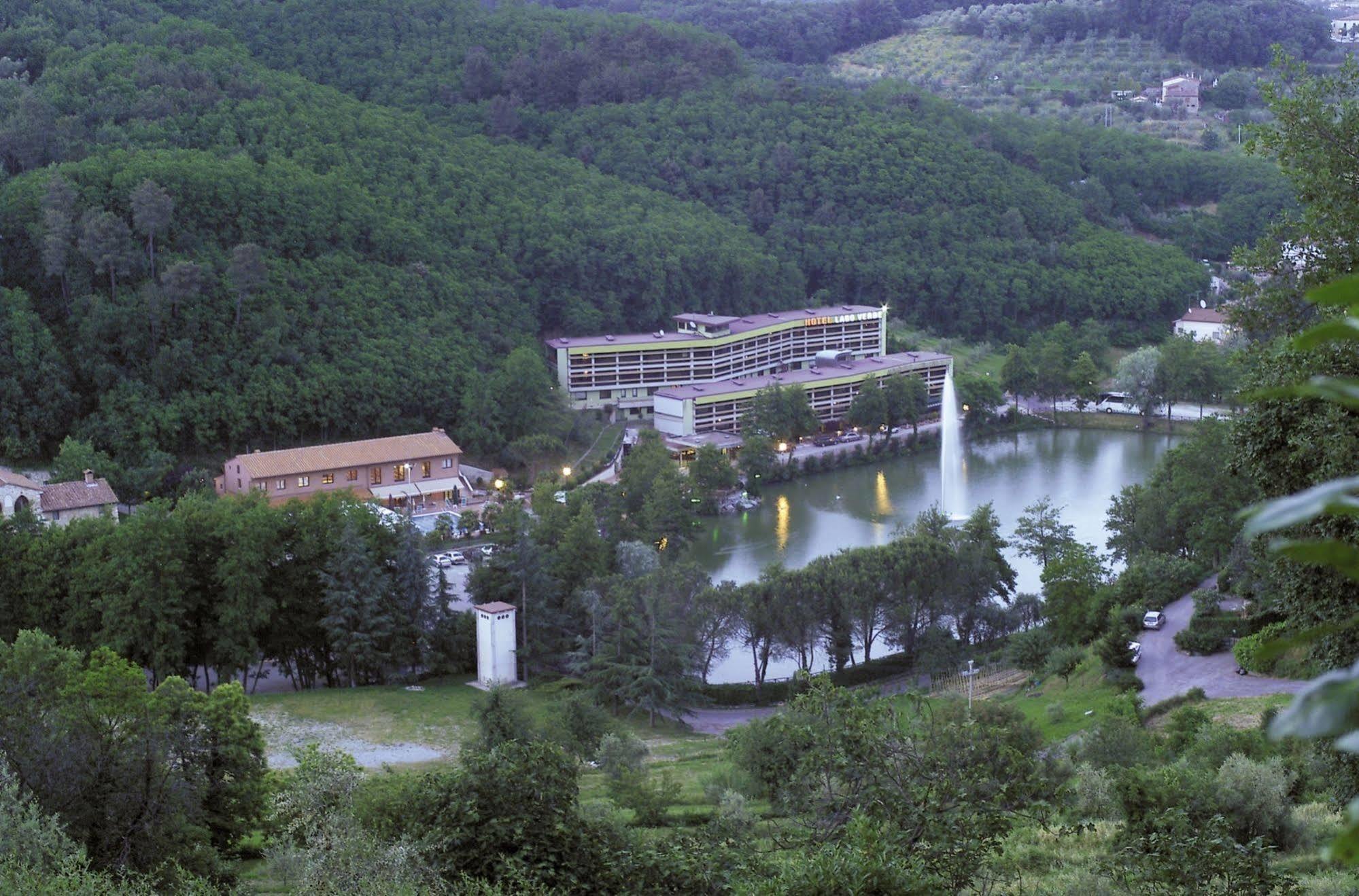 Hotel Lago Verde 세라발레 피스토이에세 외부 사진